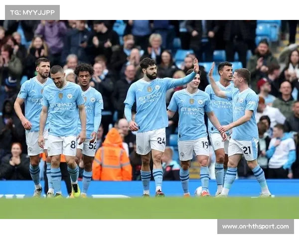 英超争冠格局渐明，阿森纳领跑但曼城紧追